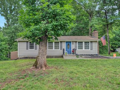 2095 Webster Rd