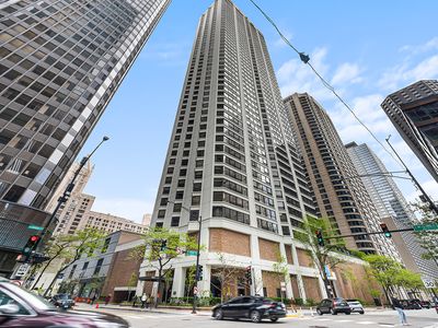 400 E Ohio St APT 1501