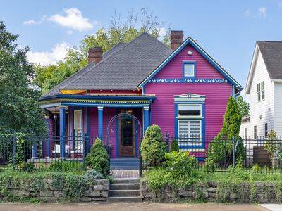 302 Hancock St