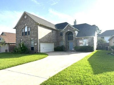 20826 Divellec Ln