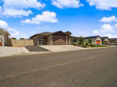 2952 Bret Dr