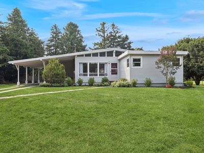 48 Driftwood Ln