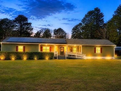 192 Sharon Dr