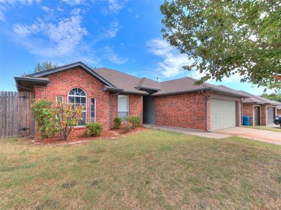 541 NE 23rd Ter