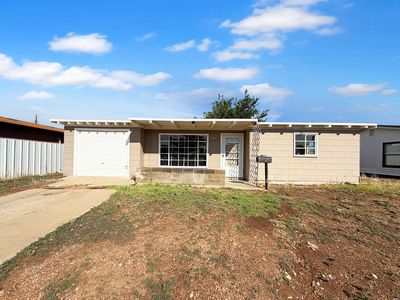 1502 N Pennington Dr