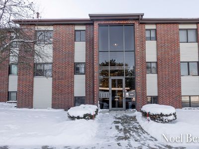 Property at 3392 Devonwood Hls NE APT E, Grand Rapids, MI