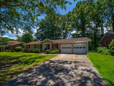 2126 Woodtrail Dr