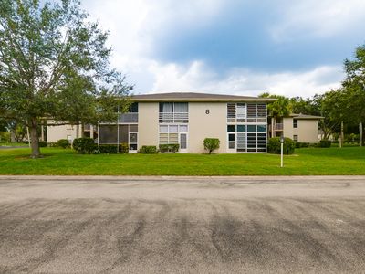 8 Lake Vista Trail