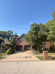 10810 Grandview Dr