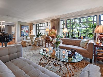 3525 Turtle Creek Blvd APT 4E