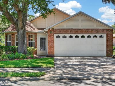 Property at 36 Old Macon Dr, Ormond Beach, FL