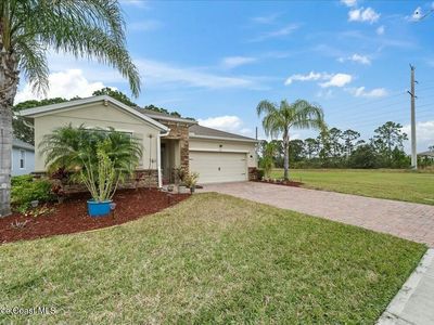 745 Remington Green Dr SE