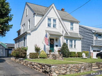 37 Uncas Road