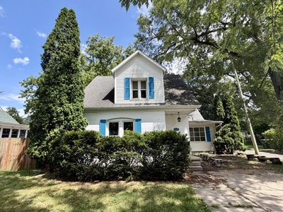 406 Locust St