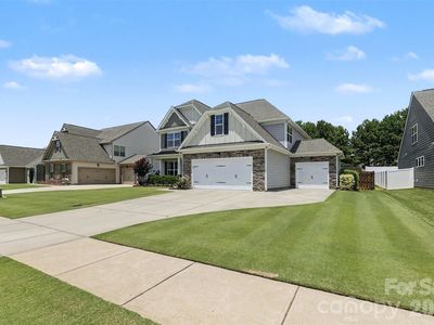 3471 Delaware Dr