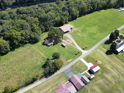 1905 Hickory Grove Rd
