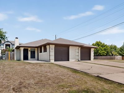 900 Irene St