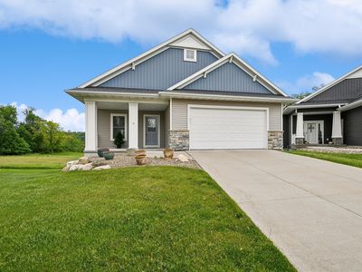 2245 Tranquil Ct NW
