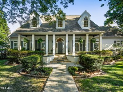 1109 Hickory Hill Dr