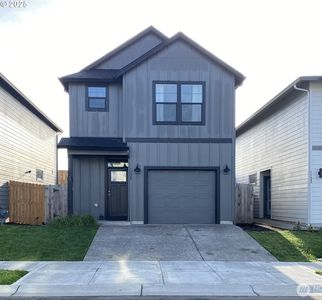 1128 N Auburn Place