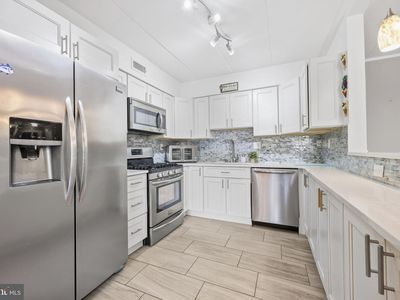8920 Krewstown Rd Unit 215