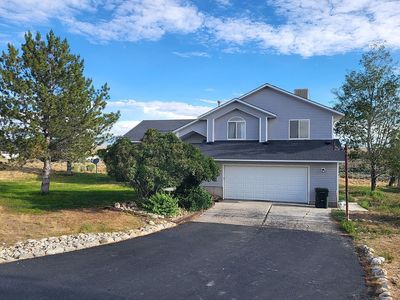121 Lawndale Dr