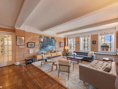 245 W 104th St APT 7B