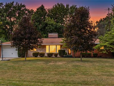 3426 Napanee Dr