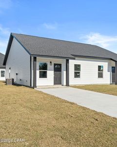 3203 E 2nd Pl