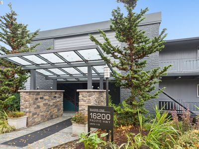 16200 Pacific Hwy UNIT 4