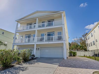 703 37th Ave S Unit 2