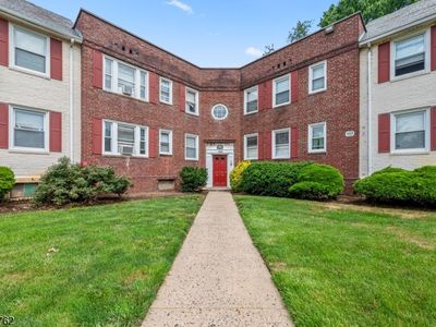 955B E Front St