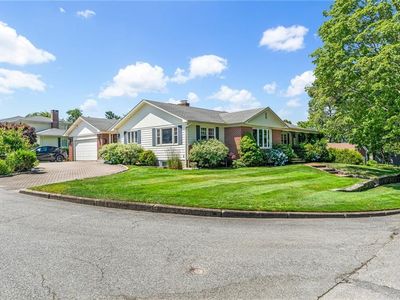 94 Greening Ln