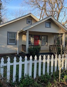 86 Annandale Ave