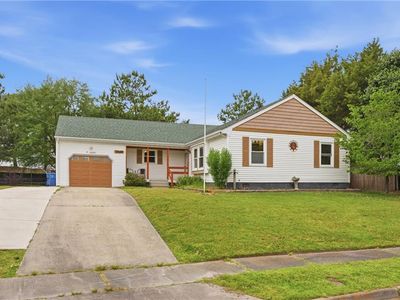 2560 Roundtree Cir