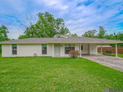 40502 Mary Ann St