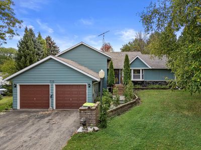 735 South Second STREET