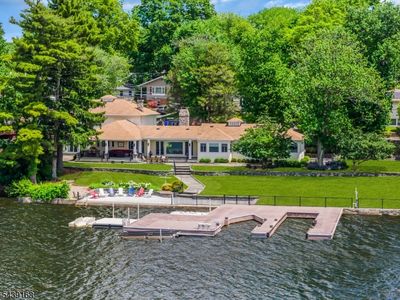 211 Mount Arlington Blvd