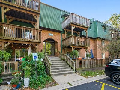 1977 Tall Oaks Dr APT 2A