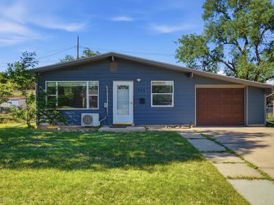 242 E Fairmont Blvd