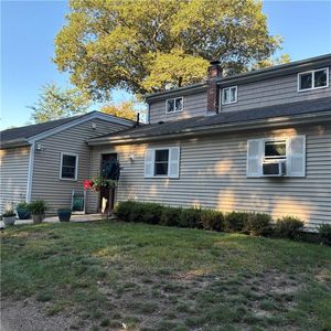 44 Maxwell Dr