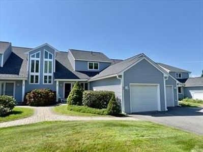 40 Fairway Drive #40