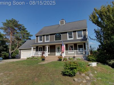 10257 Wake Robin Ln
