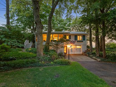 4335 Lakes Edge Dr