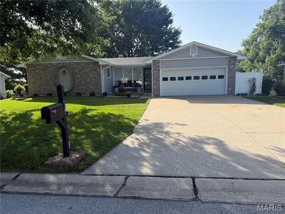 Property at 75 Park Charles Blvd N, Saint Peters, MO