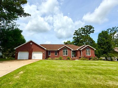 2504 Saddle Ln