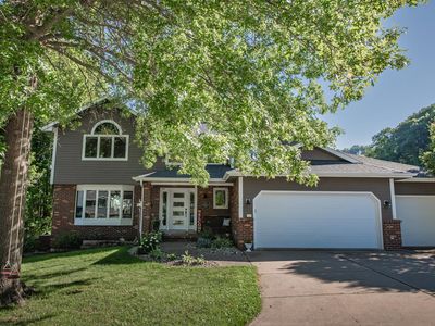 60 Oakwood Ct