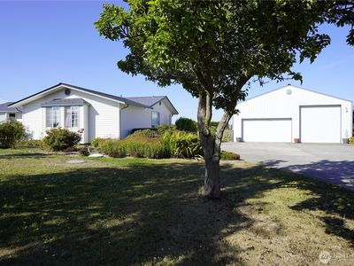 32 Majesty Way