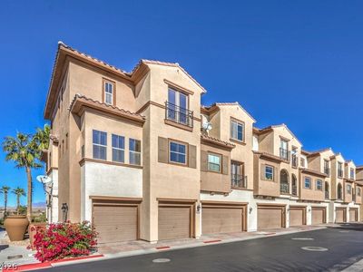 1073 Via Prato Ln