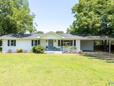 1202 Donna Ave SE